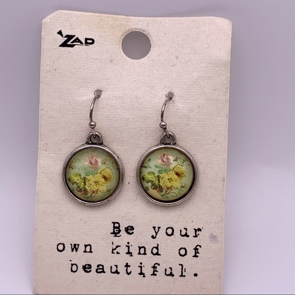 Small Floral Dangle Earrings - Picture 1 of 6